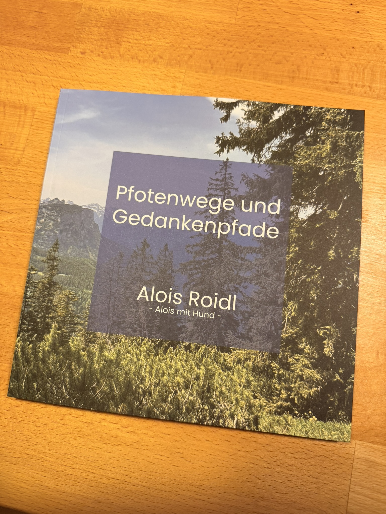 Pfotenwege und Gedankenpfade